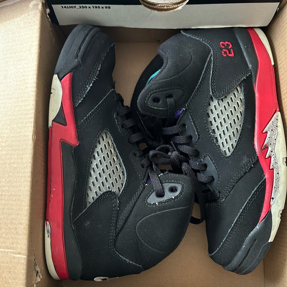 Kids Jordan 5